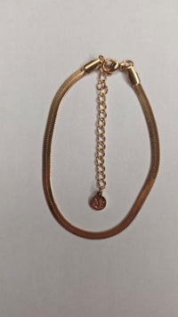 Herringbone Bracelet Rose Gold – Waterproof & Tarnish-Free