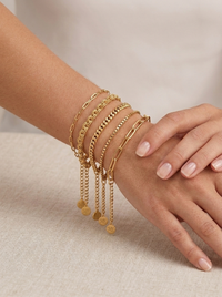 Delicate Bracelet Stack 5 pcs – Waterproof & Tarnish-Free