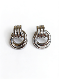 Interlocked Circle Drops Silver – Waterproof & Tarnish-Free