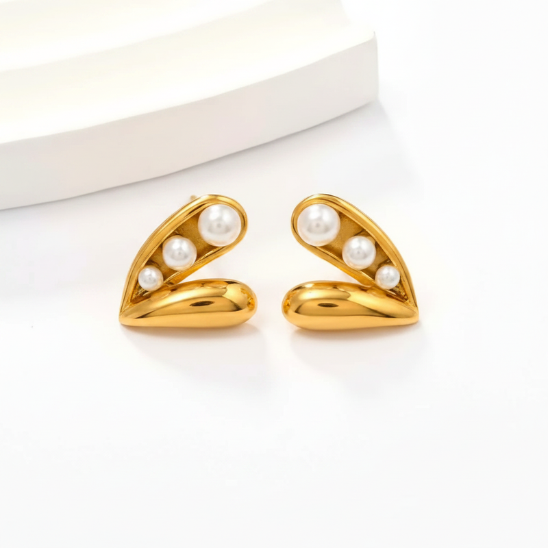 Pearl Heart Studs