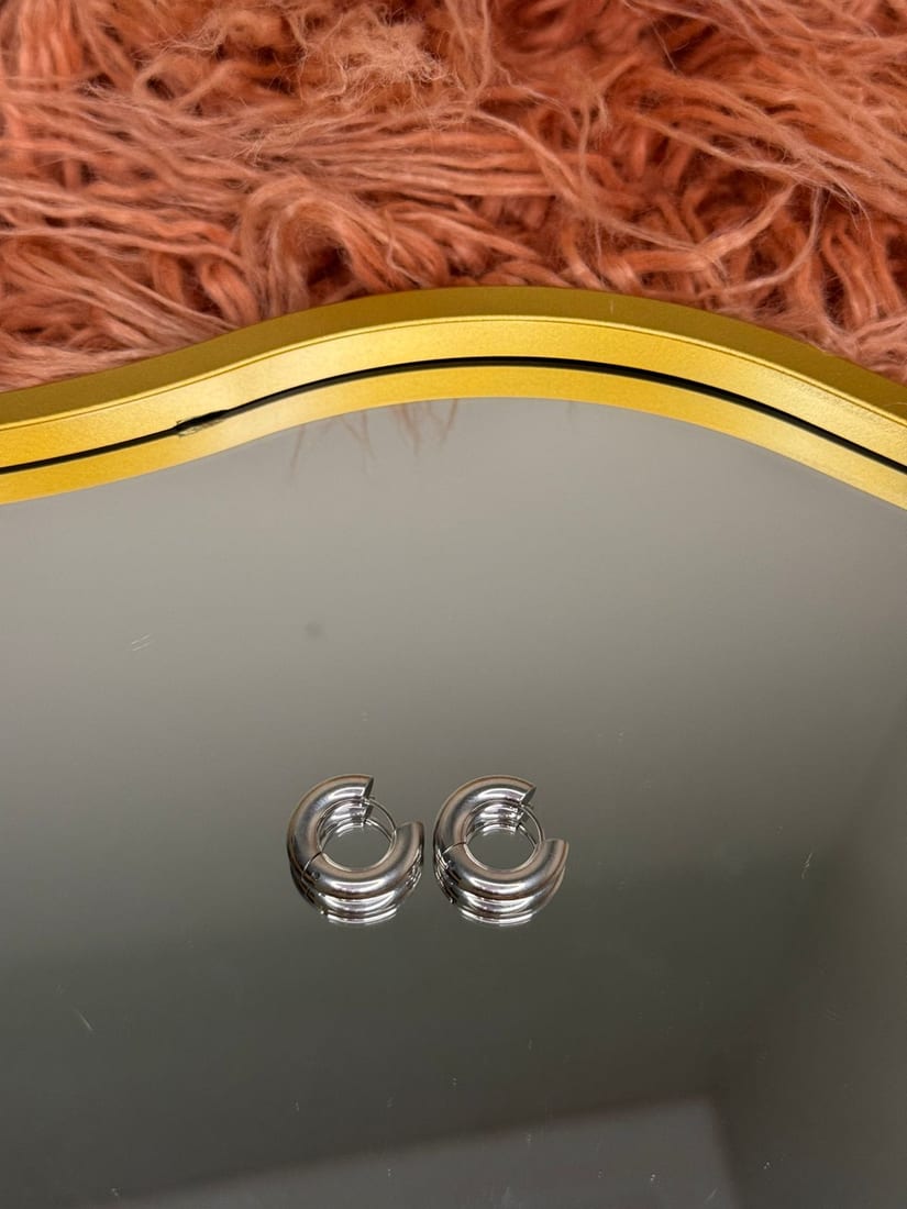 ME Jewelry raw product photo 22