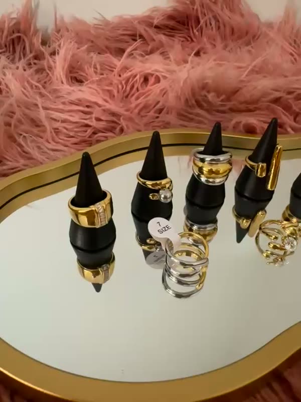 ME Jewelry raw product video 3